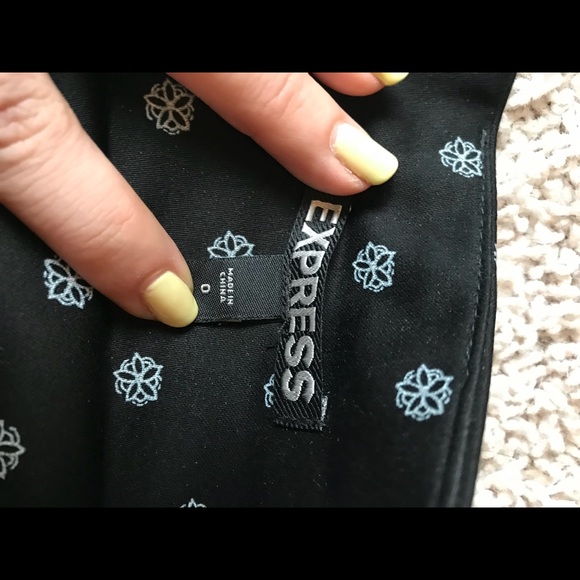 Express pencil skirt - Picture 4 of 4